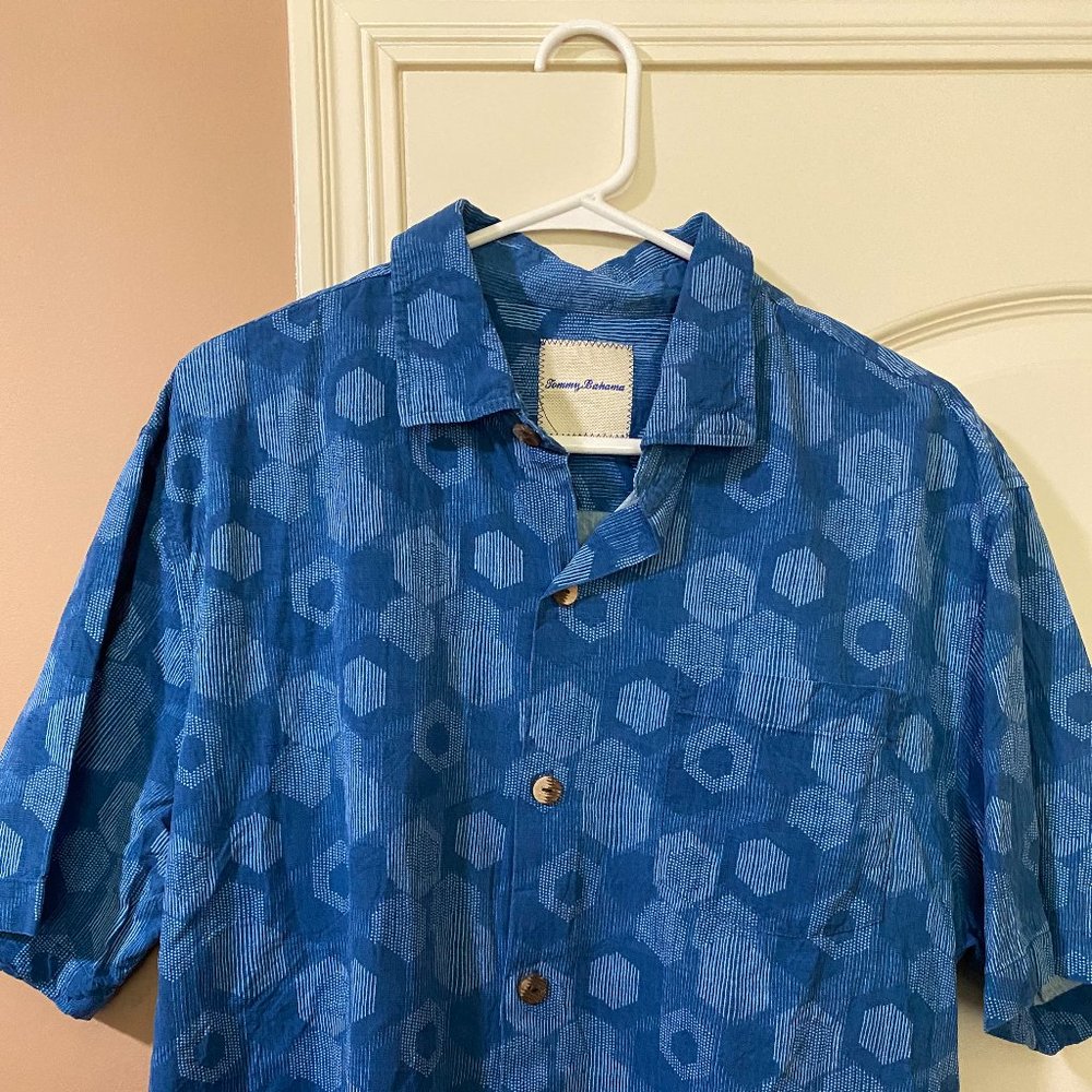 Tommy Bahama Short Sleeve Button Down
